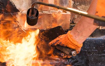 Treleddyd Fawr flat roof repair companies